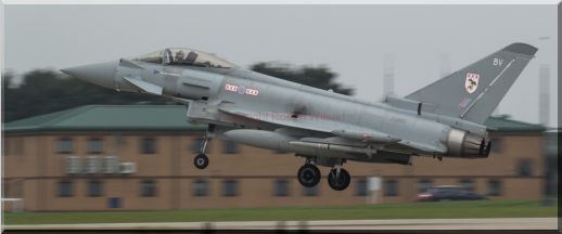 Triplex 11 about to land after returning to RAF Waddington